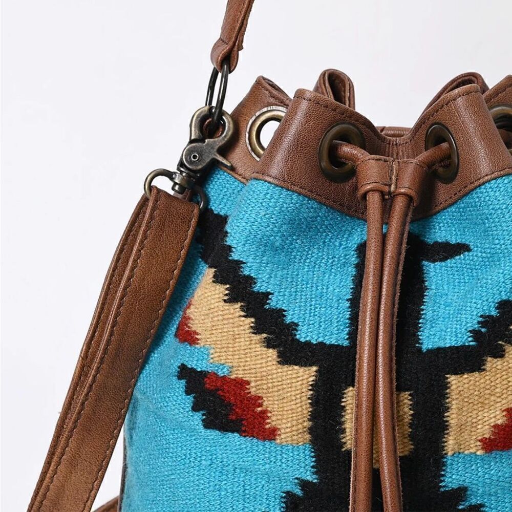 New Western Woven Thunderbird Leather Bucket Handbag Womens Drawstring Purse - Picture 3 of 8
